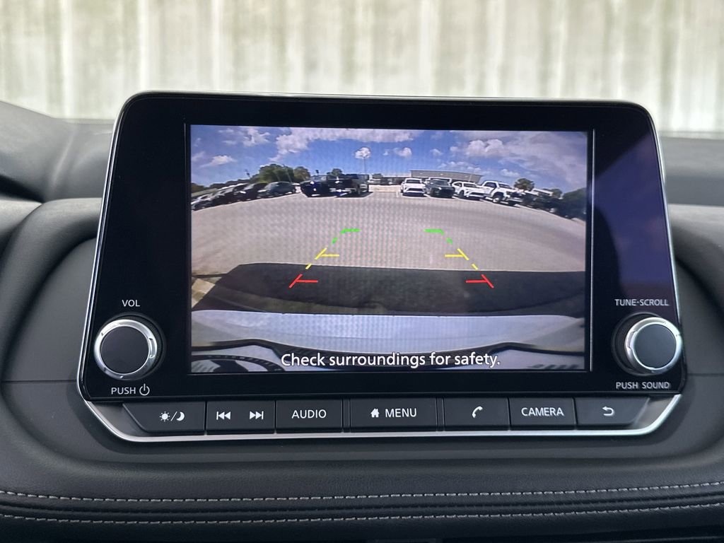 Used 2024 Nissan Rogue SV AWD/4WD image 25
