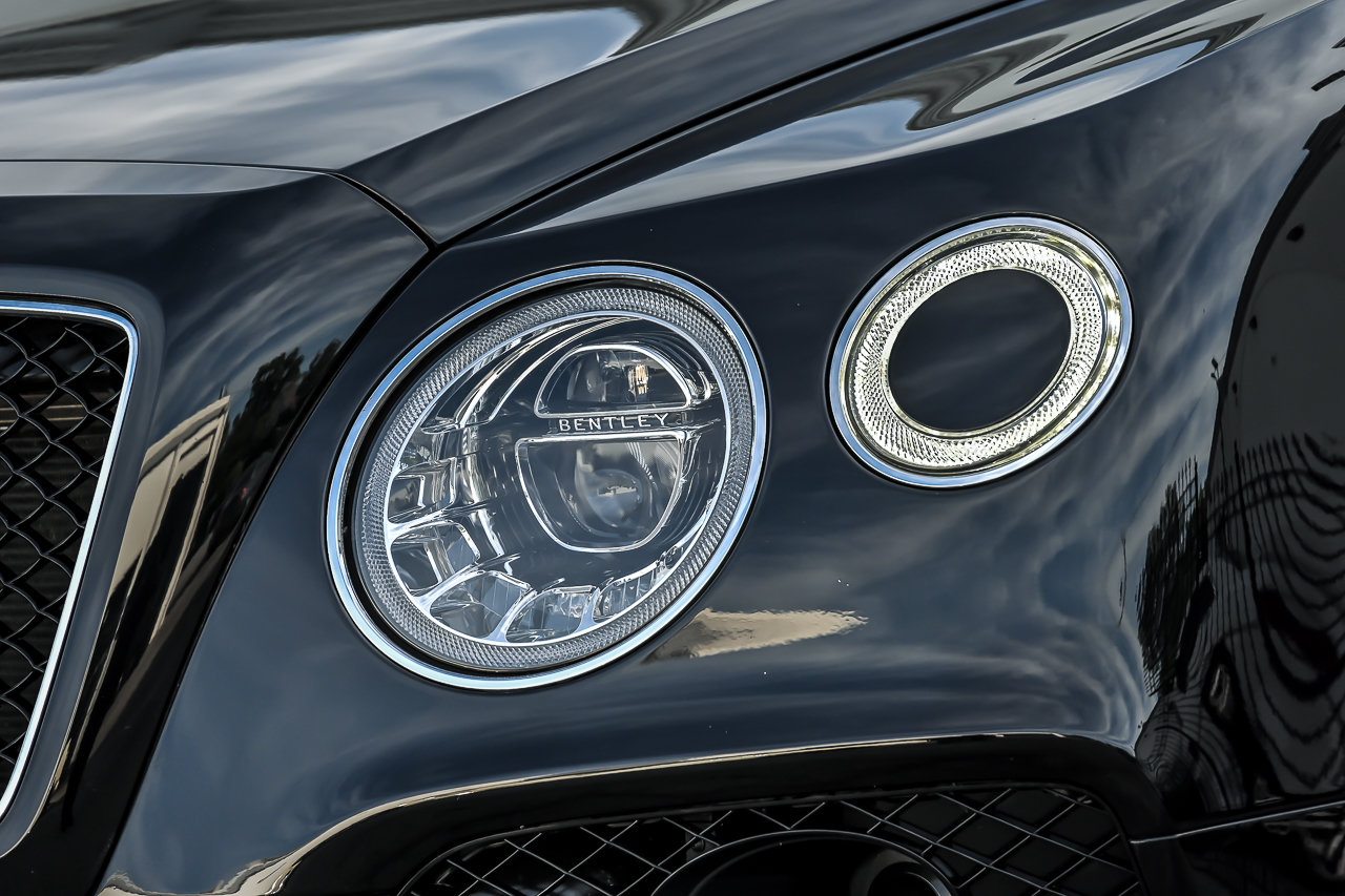 Used 2020 Bentley Bentayga AWD/4WD image 7