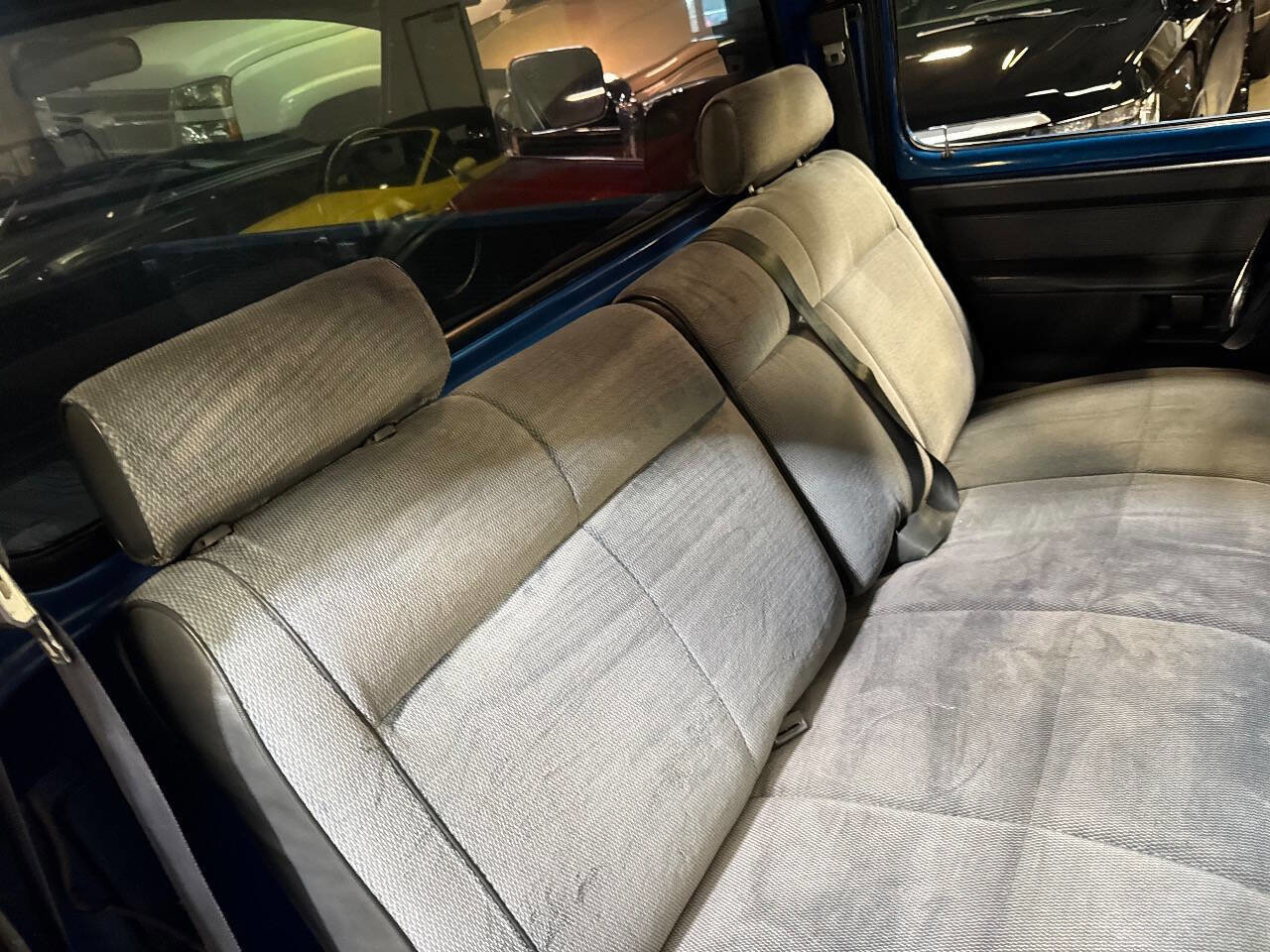 Used 1991 Dodge D/W Truck 250 image 36