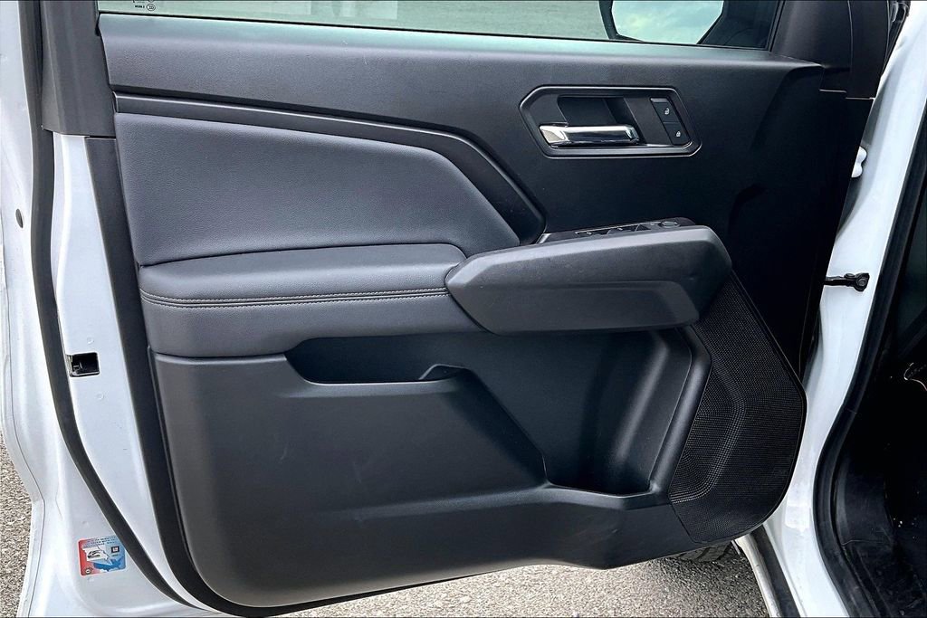 Used 2024 Chevrolet Colorado LT w/ LT Convenience Package image 23