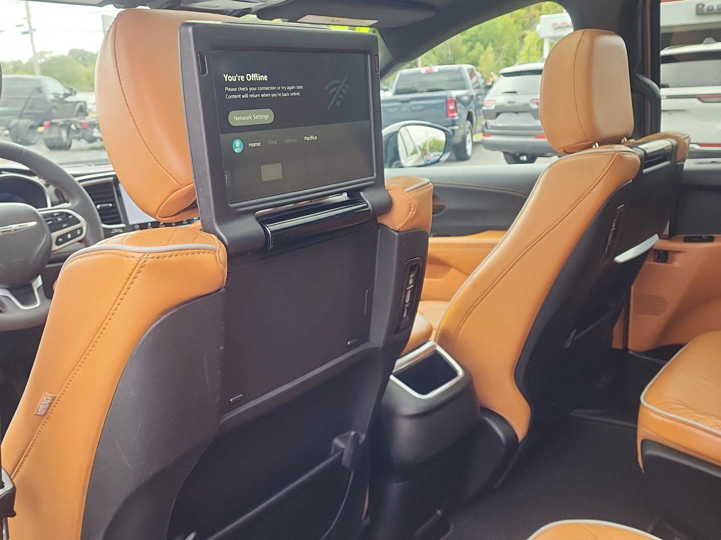 Used 2023 Chrysler Pacifica Pinnacle image 14