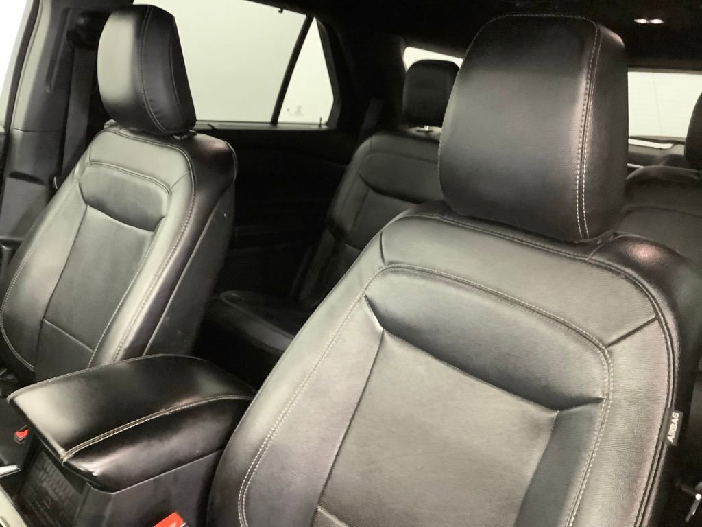 Used 2020 Ford Explorer Limited image 13
