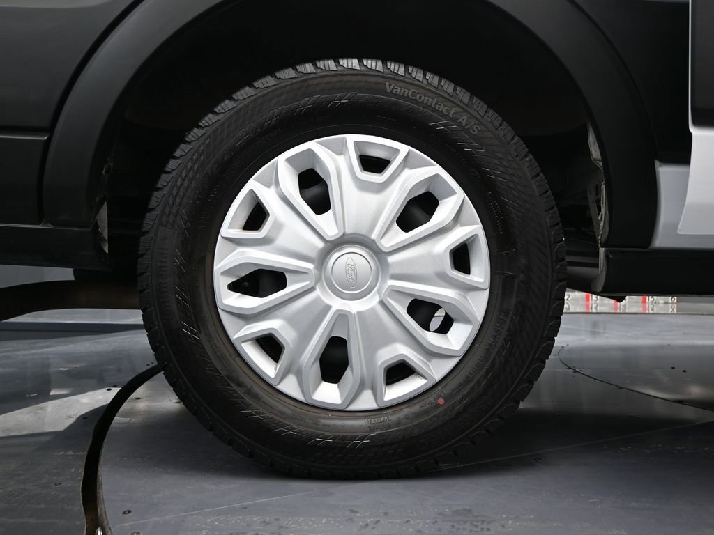 Used 2025 Ford Transit 350 XLT image 14