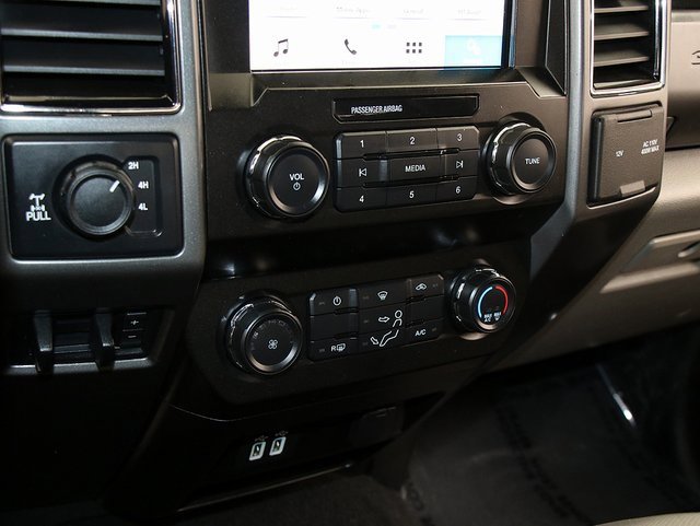 Used 2019 Ford F250 XLT w/ XLT Value Package image 21