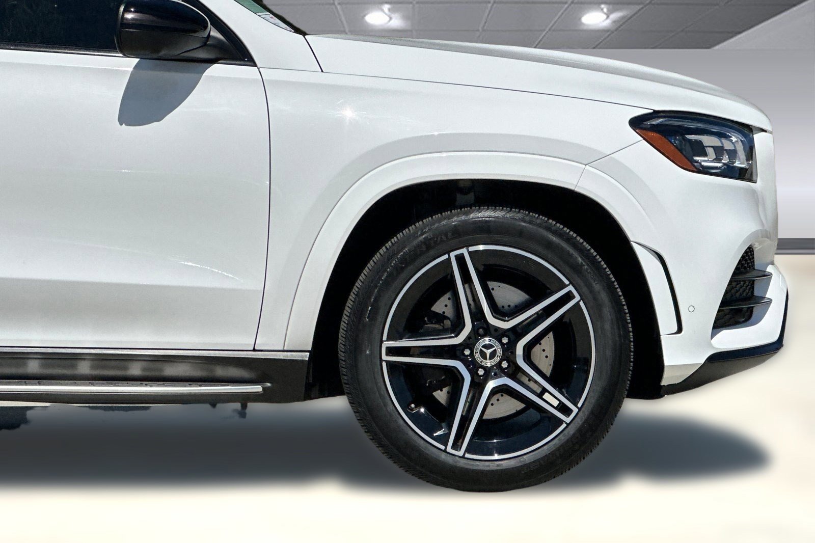 Used 2022 Mercedes-Benz GLS 450 4MATIC image 35