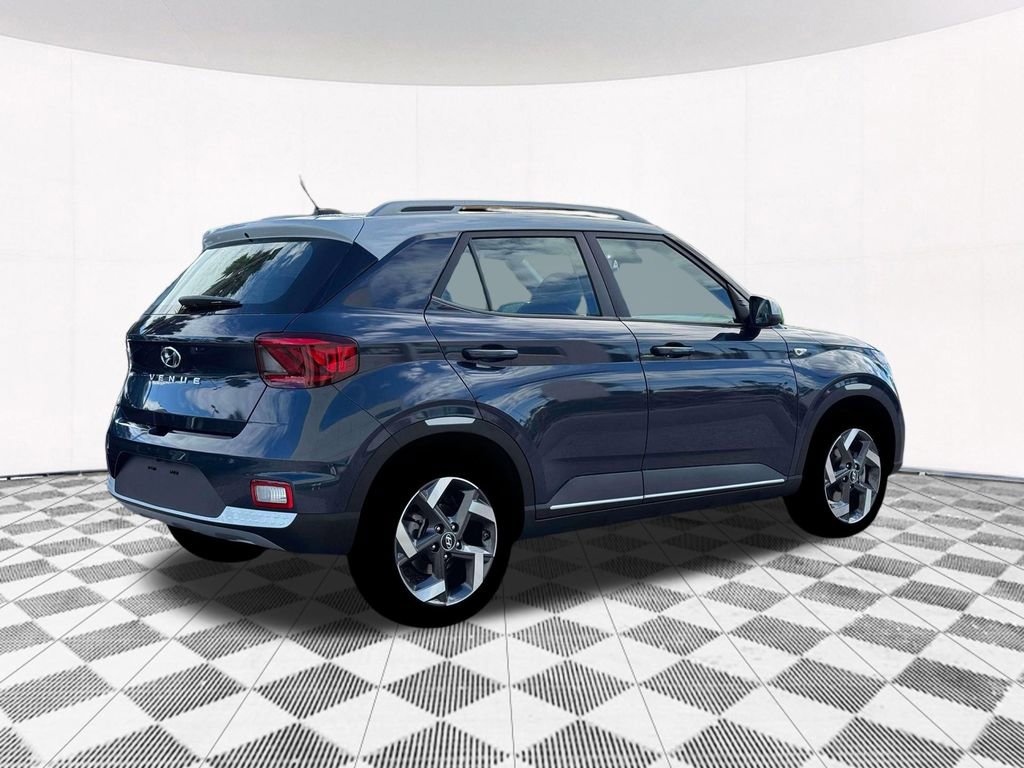 New 2026 Hyundai Venue SEL image 13