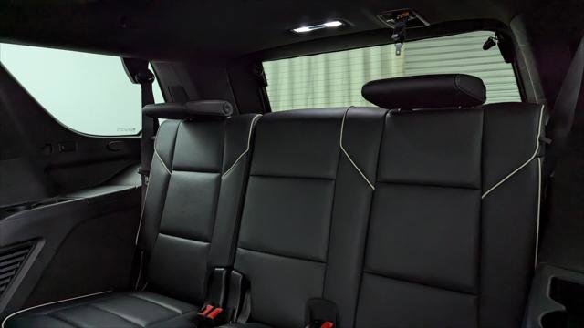 Used 2023 Cadillac Escalade Sport AWD/4WD image 18
