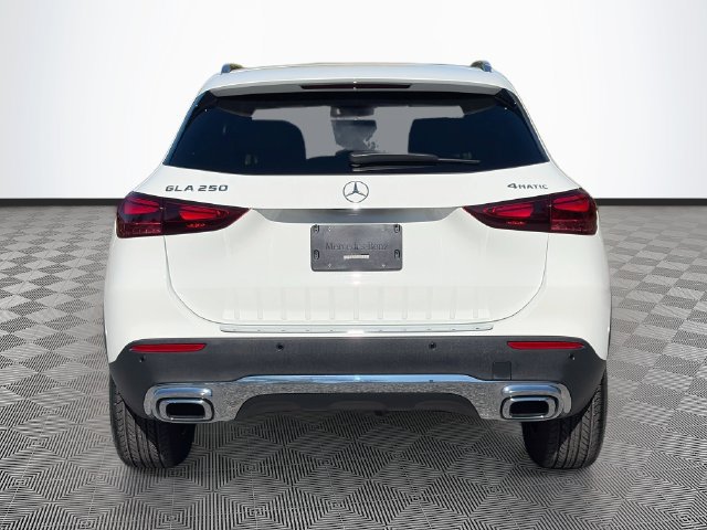 Certified 2026 Mercedes-Benz GLA 250 4MATIC image 5