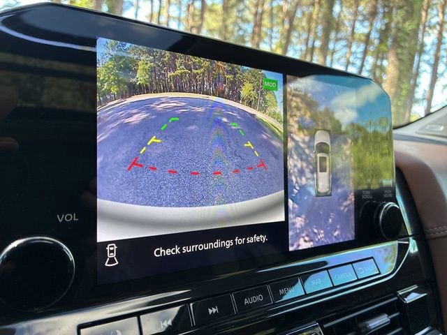 Used 2022 Nissan Pathfinder Platinum w/ Lighting Package (N93) AWD/4WD image 33