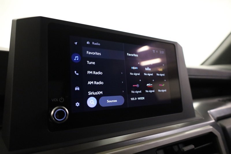 Certified 2025 Toyota Tacoma SR5 image 16