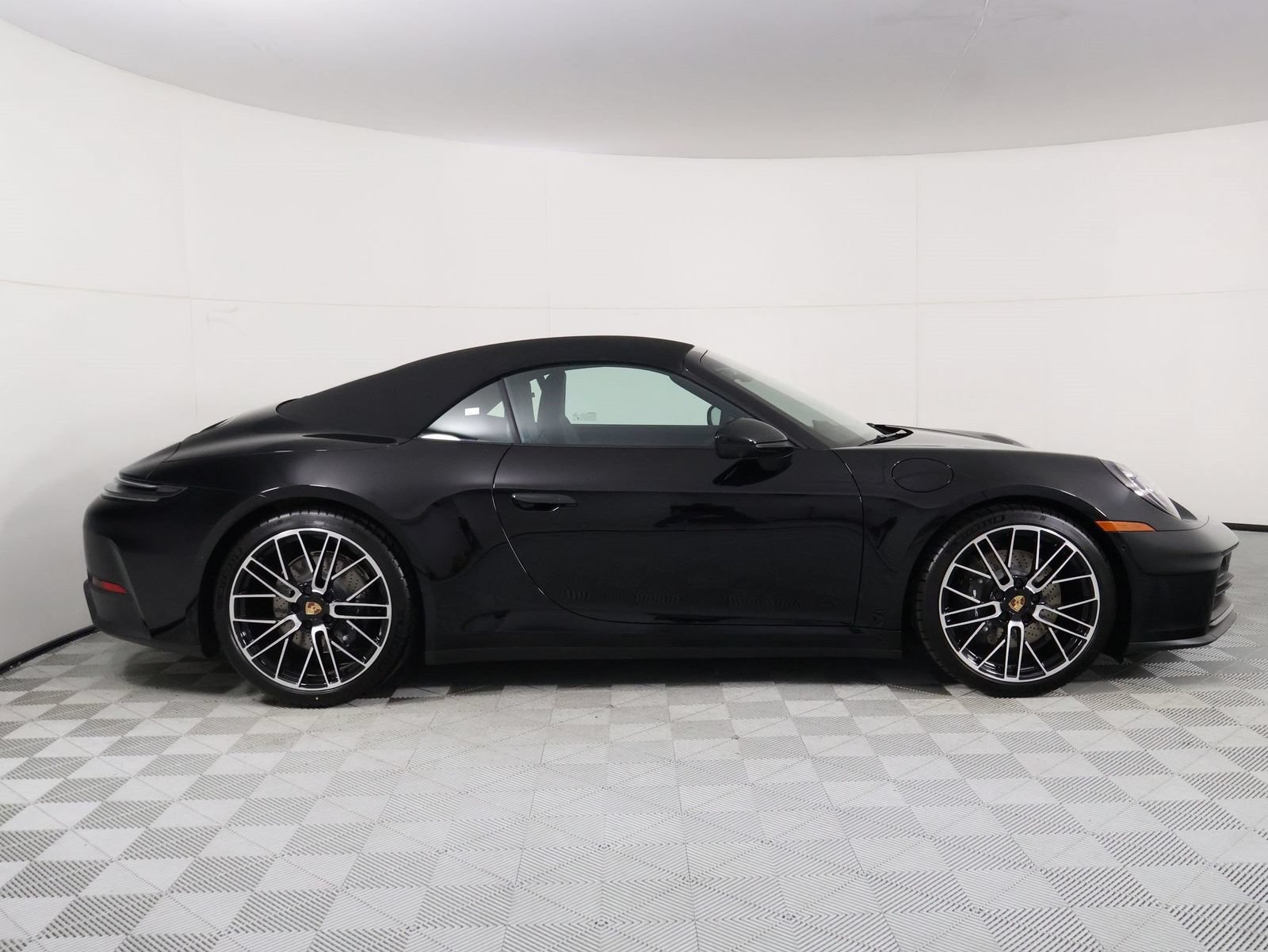 New 2026 Porsche 911 Carrera RWD image 8