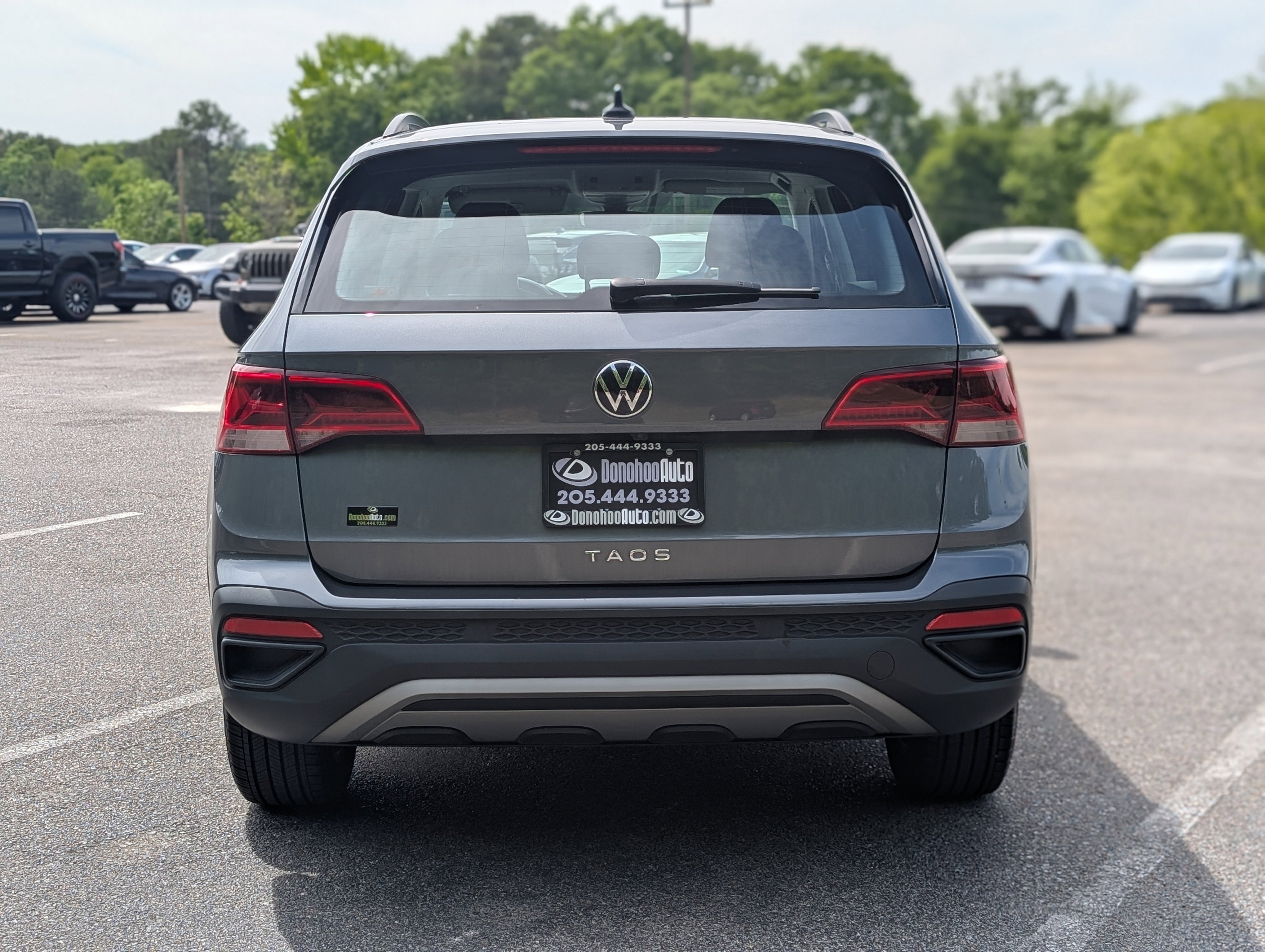 Used 2023 Volkswagen Taos S w/ Driver Assistance Package FWD image 8