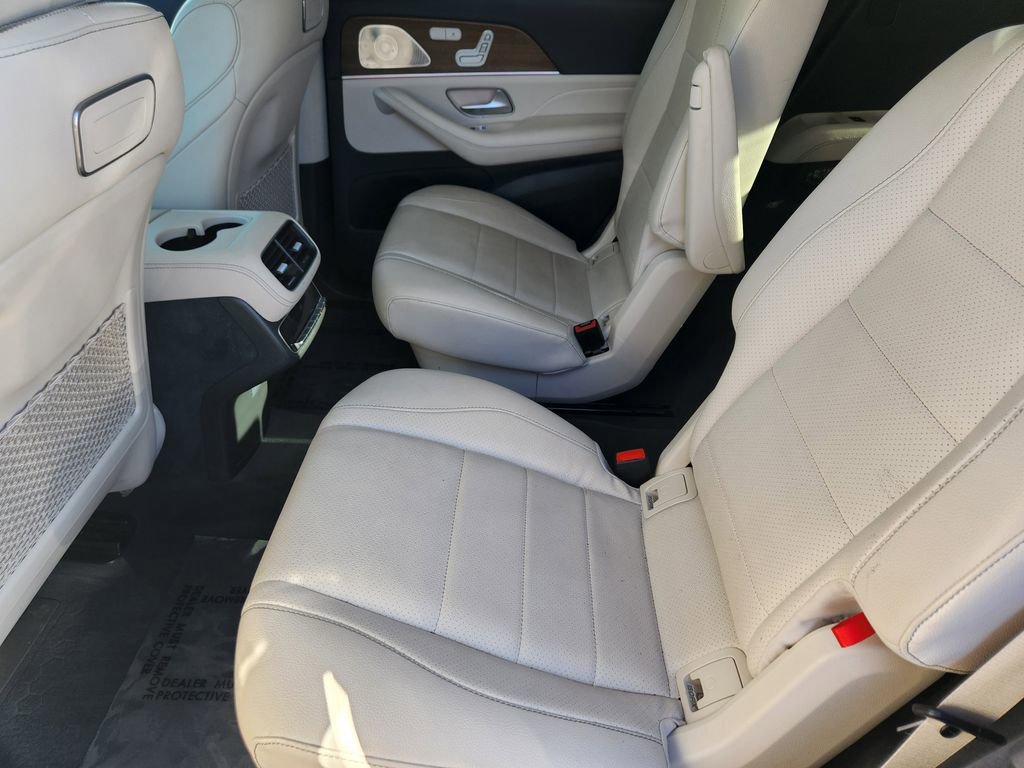 Used 2020 Mercedes-Benz GLS 450 4MATIC image 28