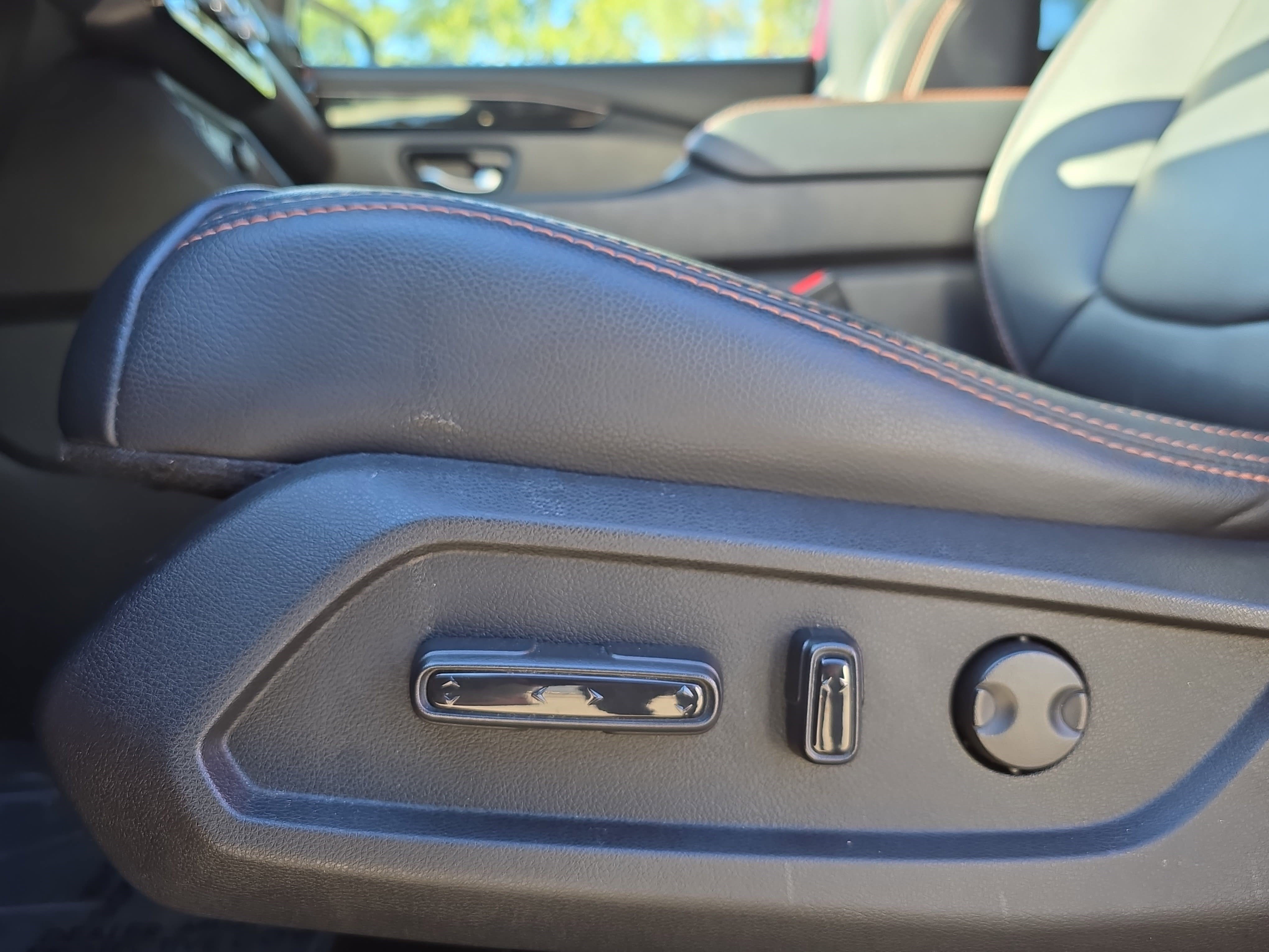 Certified 2024 Honda Pilot TrailSport image 31