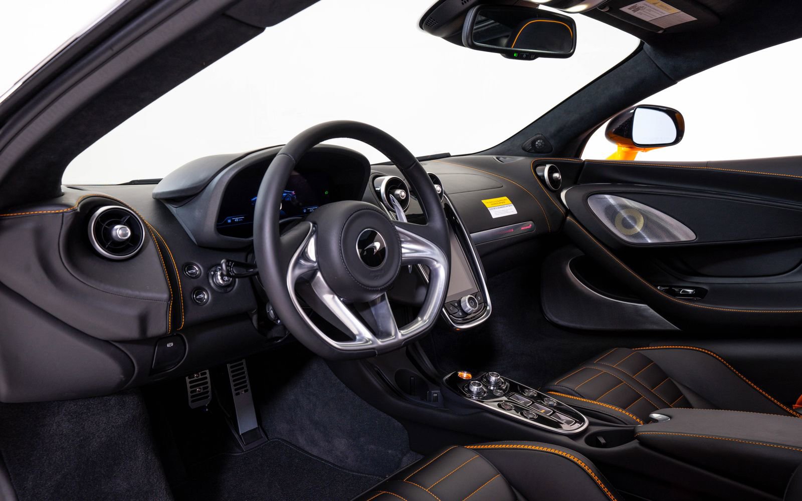 New 2026 McLaren GTS RWD image 17