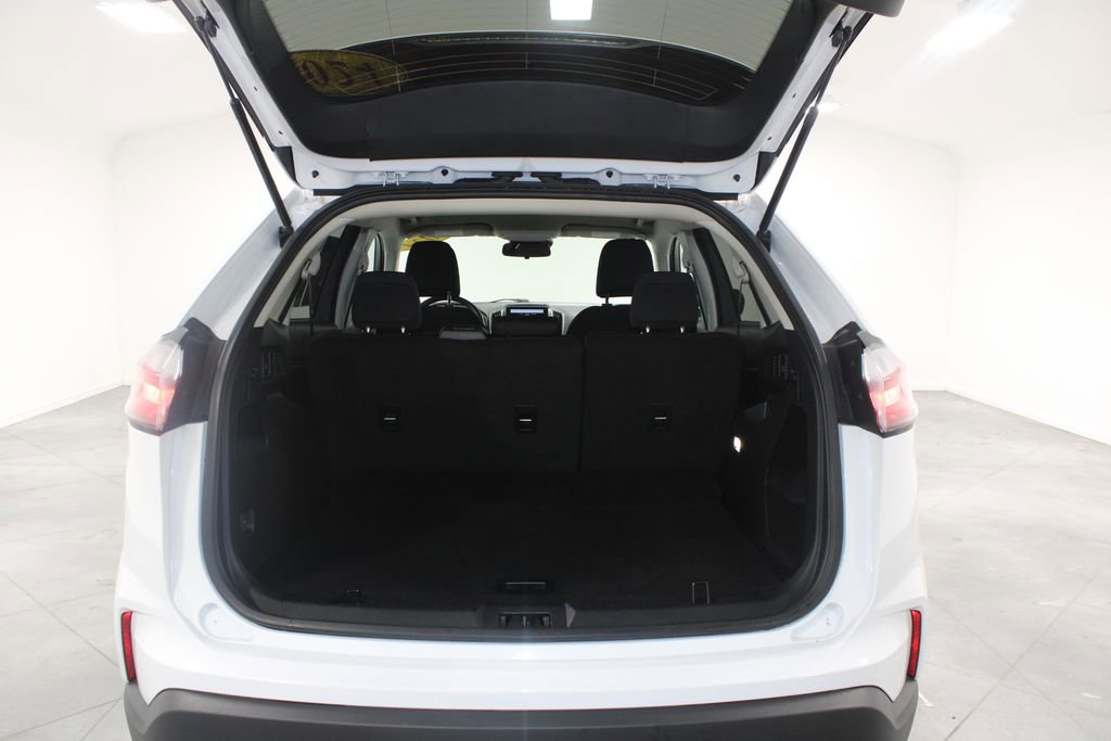 Used 2024 Ford Edge SE image 14