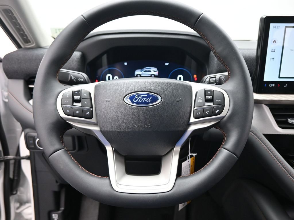 New 2026 Ford Explorer Active image 16