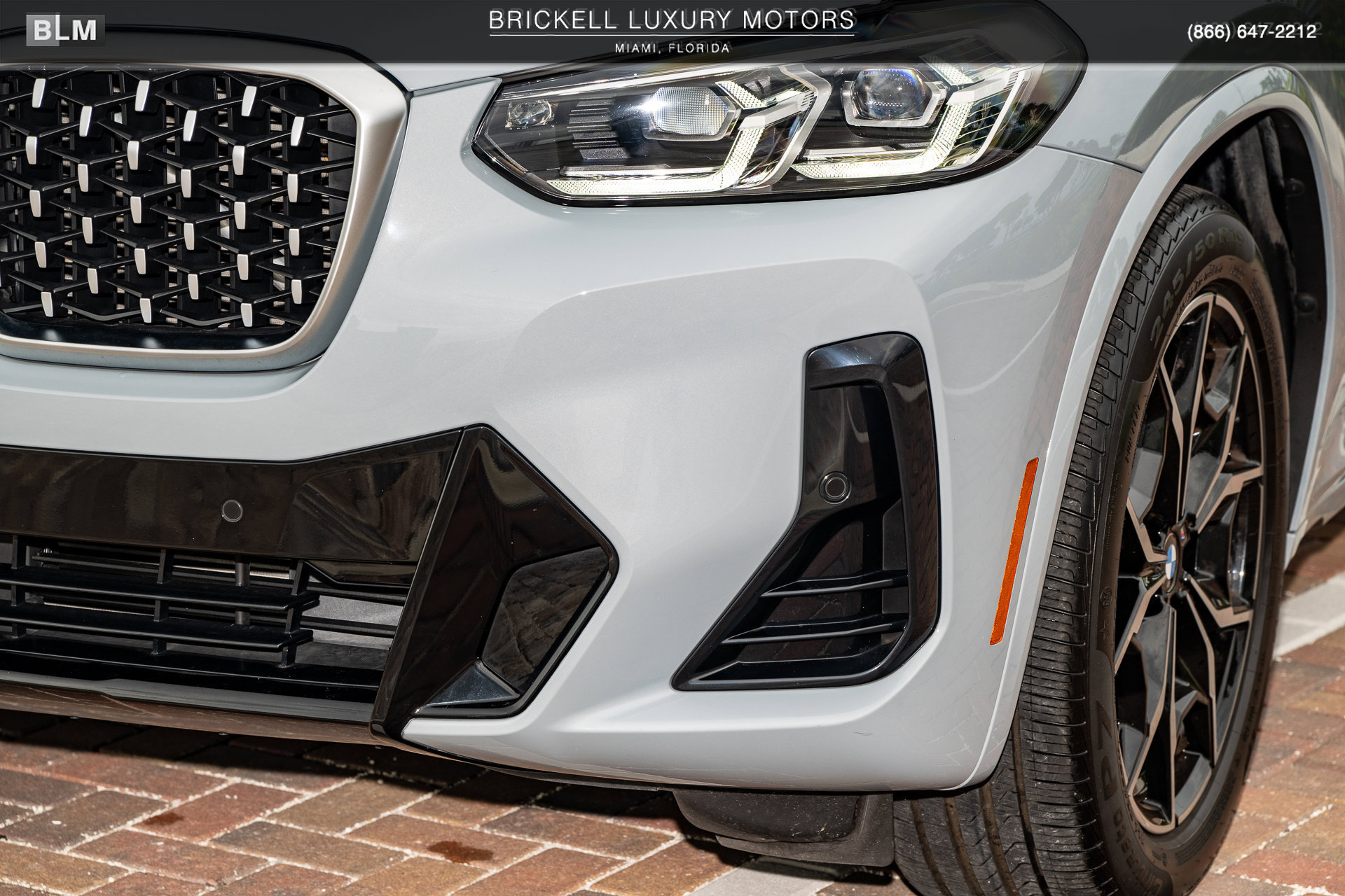 Used 2024 BMW X4 xDrive30i w/ M Sport Package AWD/4WD image 56