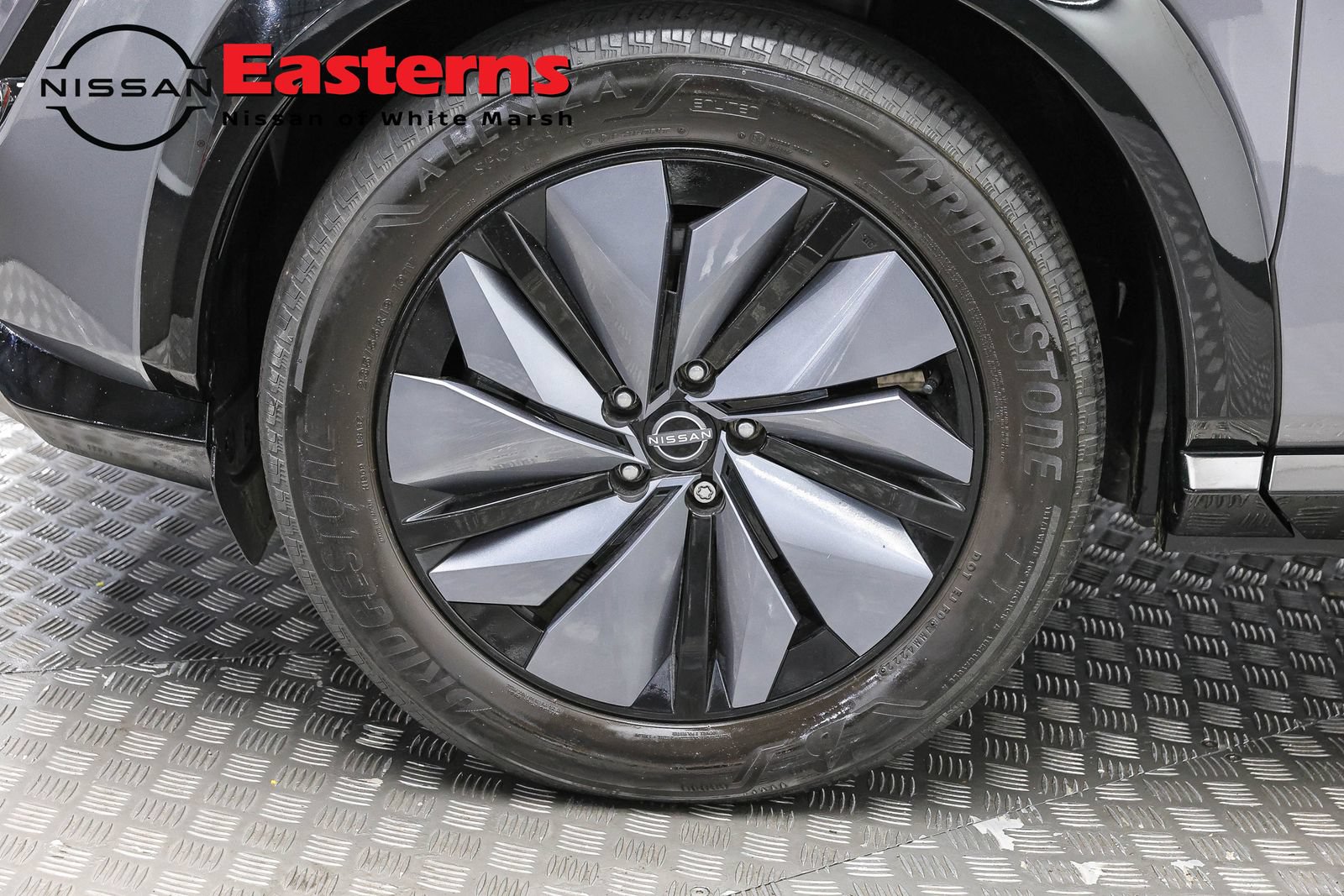 Used 2023 Nissan Ariya FWD image 32