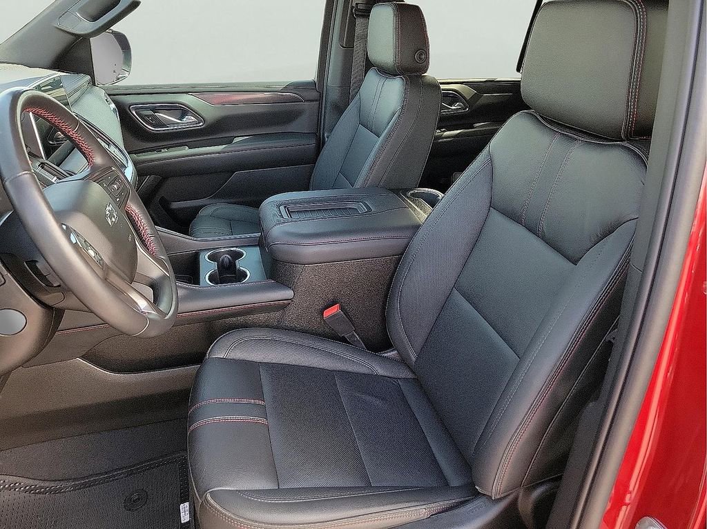 Used 2022 Chevrolet Tahoe RST w/ Luxury Package RWD image 14