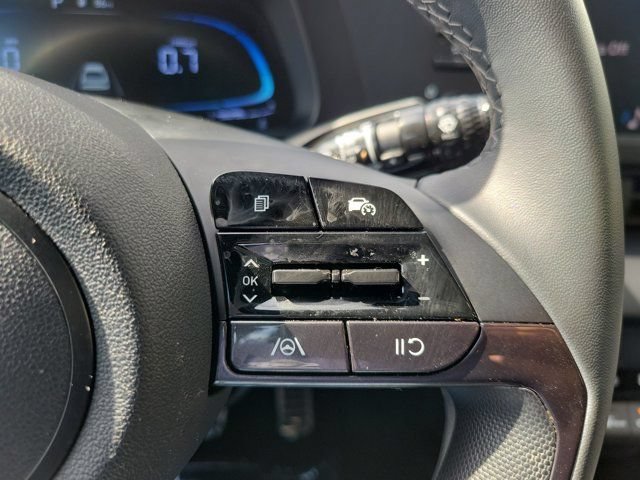 Certified 2026 Hyundai Elantra Sport FWD image 19