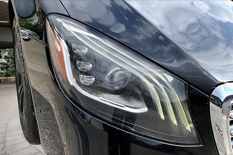Used 2018 Mercedes-Benz S 560 4MATIC Sedan image 25