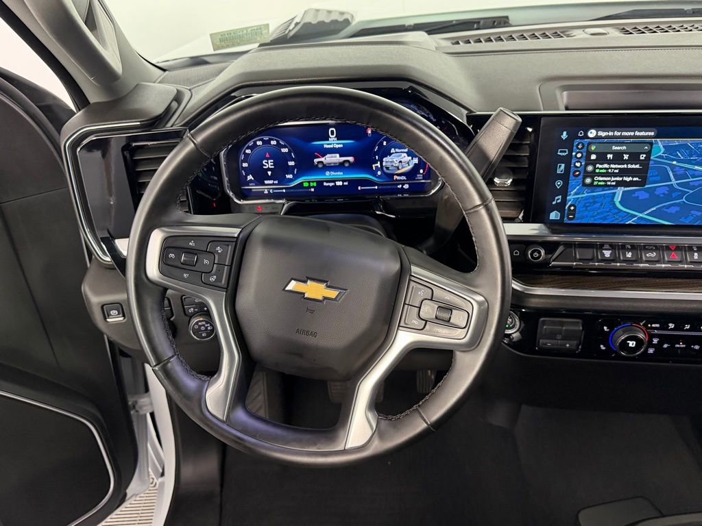Used 2025 Chevrolet Silverado 2500 LT w/ Convenience Package image 13