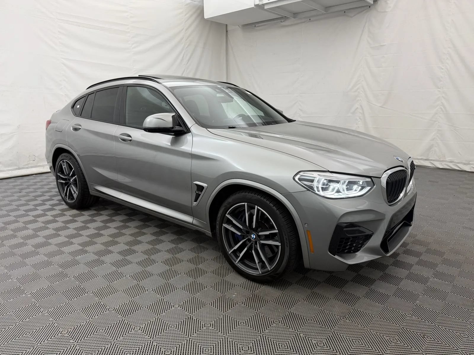 Used 2020 BMW X4 M w/ Executive Package AWD/4WD image 4