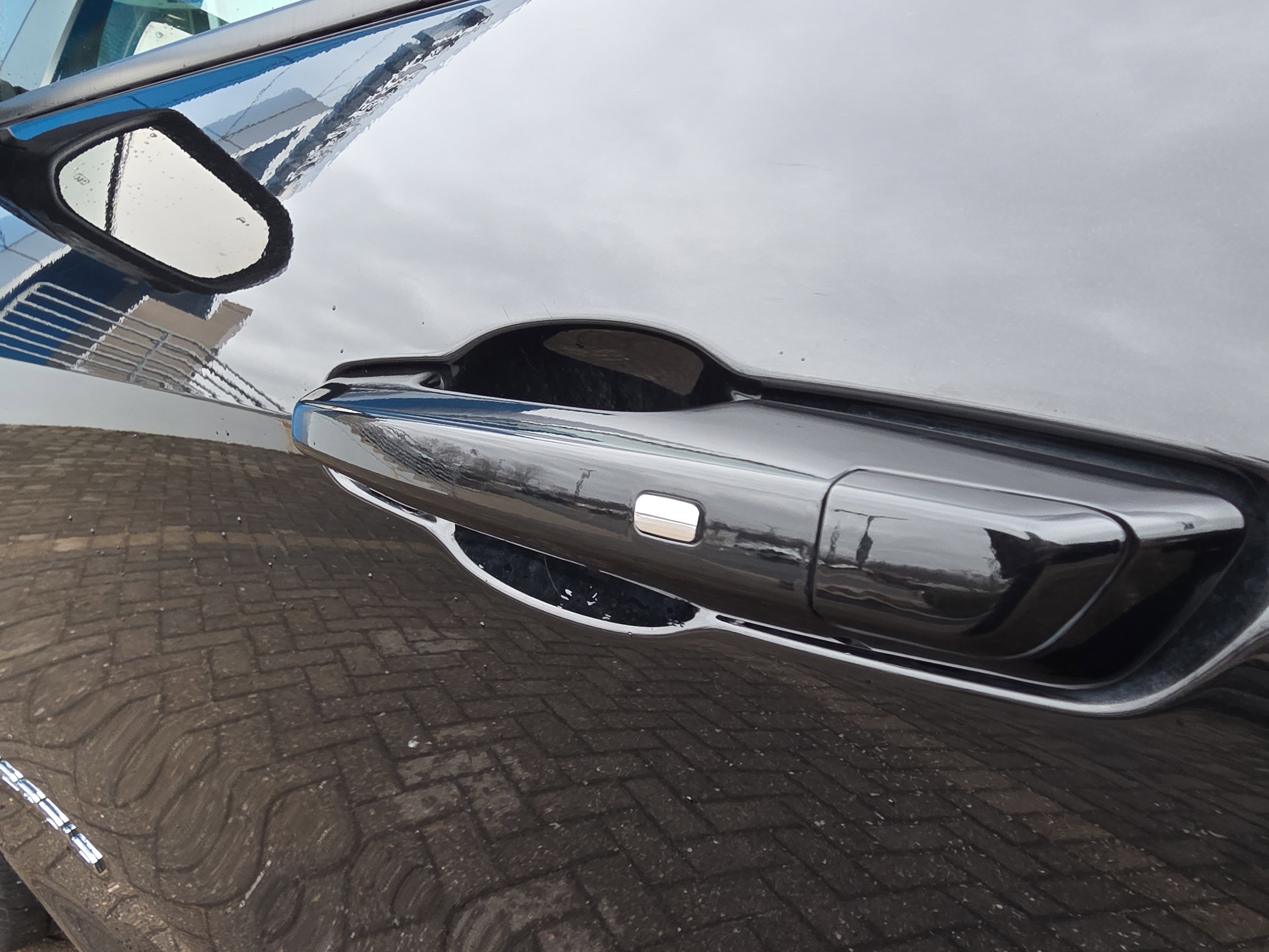 Used 2025 GMC Acadia Elevation image 14