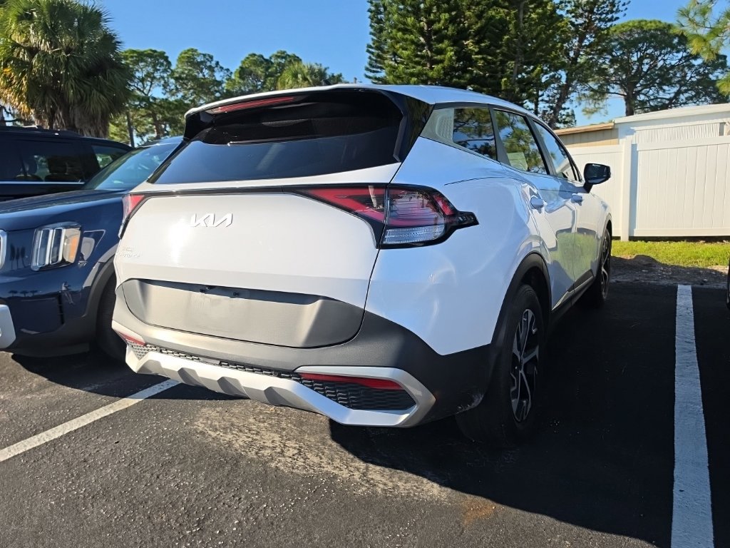Certified 2024 Kia Sportage EX FWD image 18