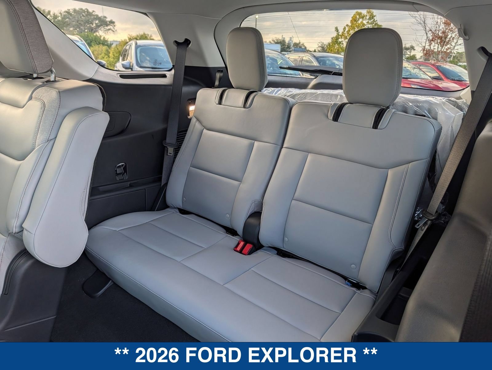 New 2026 Ford Explorer Active w/ Active Comfort Package RWD image 18