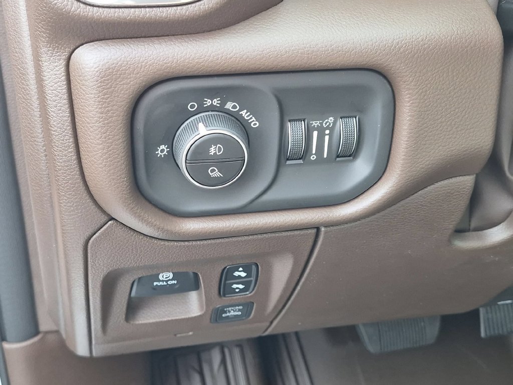 New 2027 RAM 1500 Laramie AWD/4WD image 13