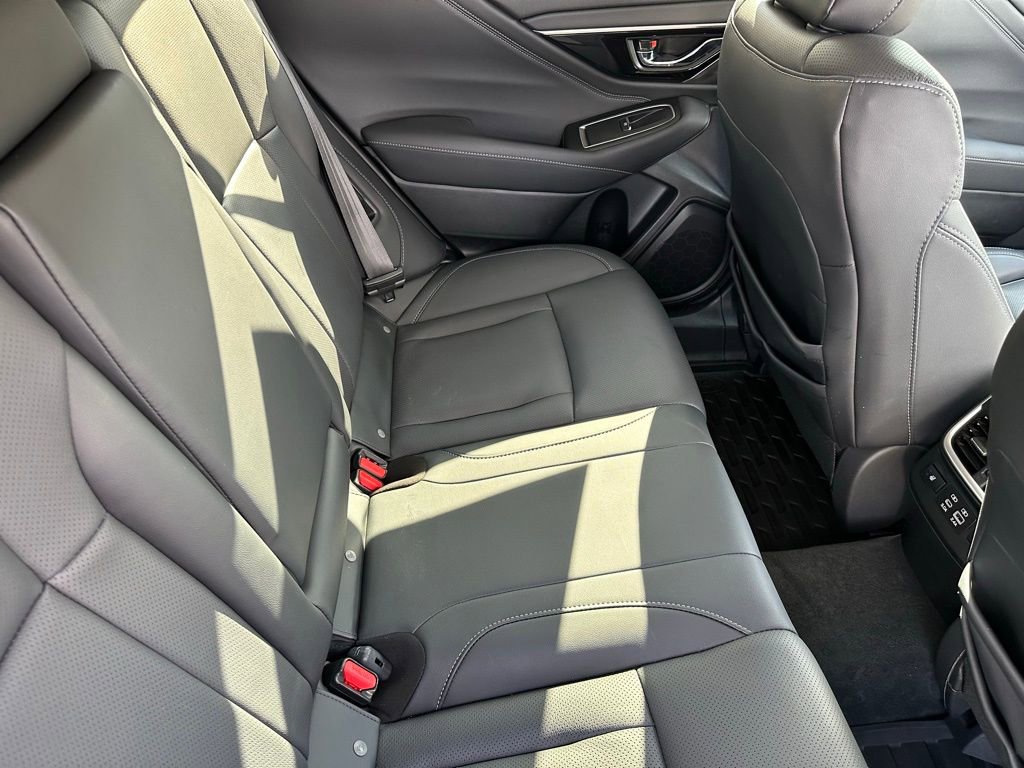 Used 2023 Subaru Outback Limited image 19