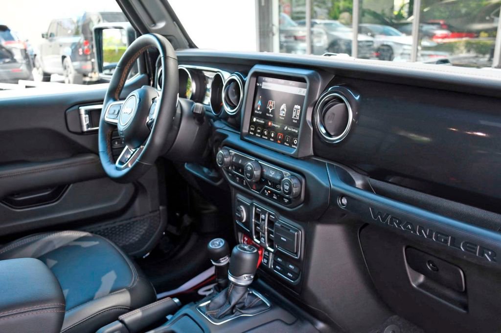 Used 2023 Jeep Wrangler Unlimited Rubicon 392 image 33
