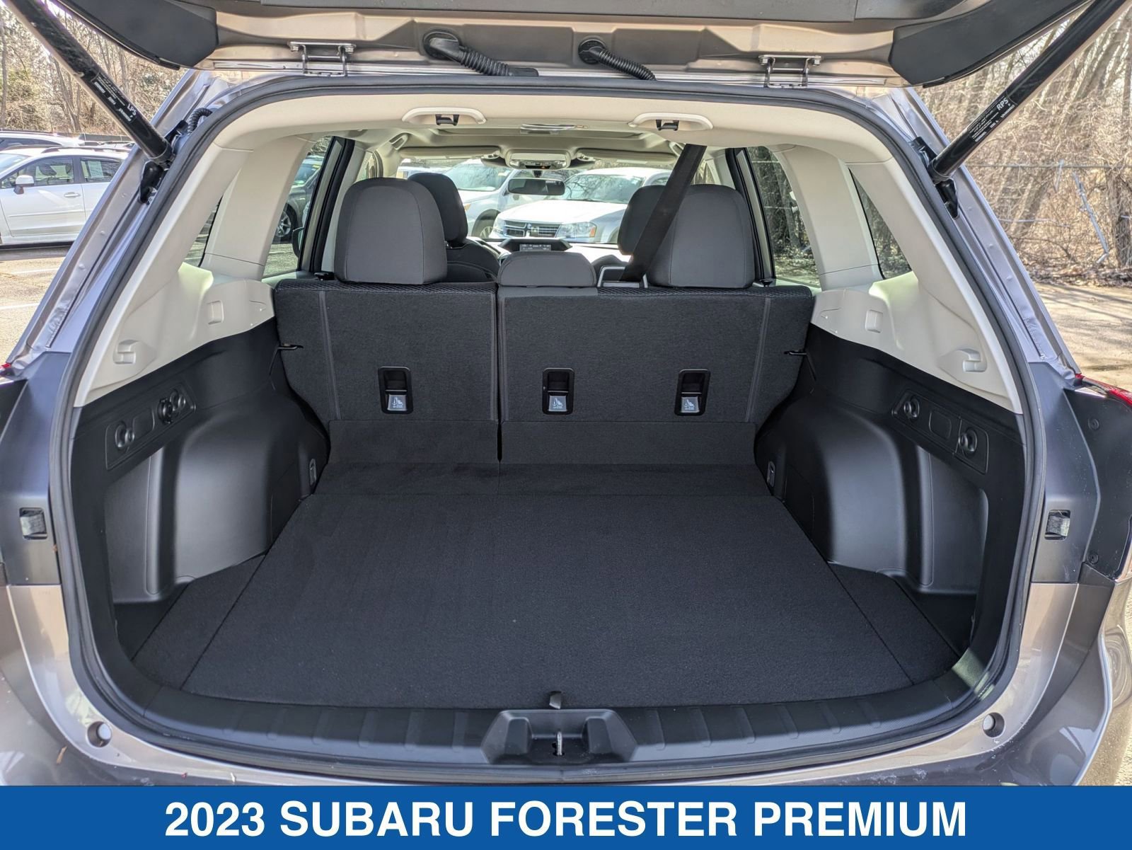 Certified 2023 Subaru Forester Premium image 33