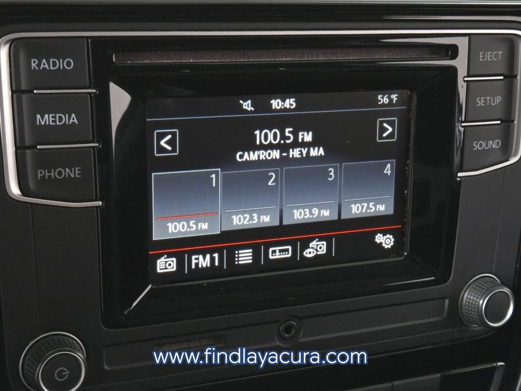 Used 2017 Volkswagen Passat 1.8T S image 21