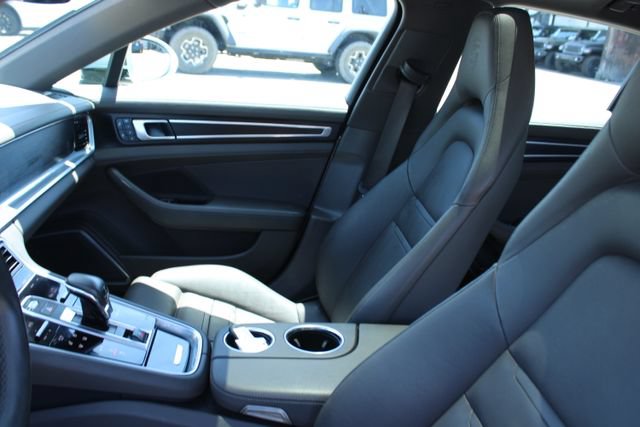 Used 2023 Porsche Panamera Platinum Edition RWD image 33