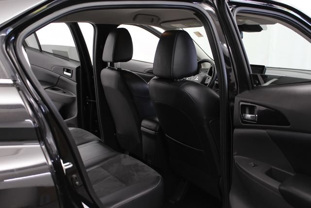 Used 2024 Mitsubishi Eclipse Cross SEL AWD/4WD image 27