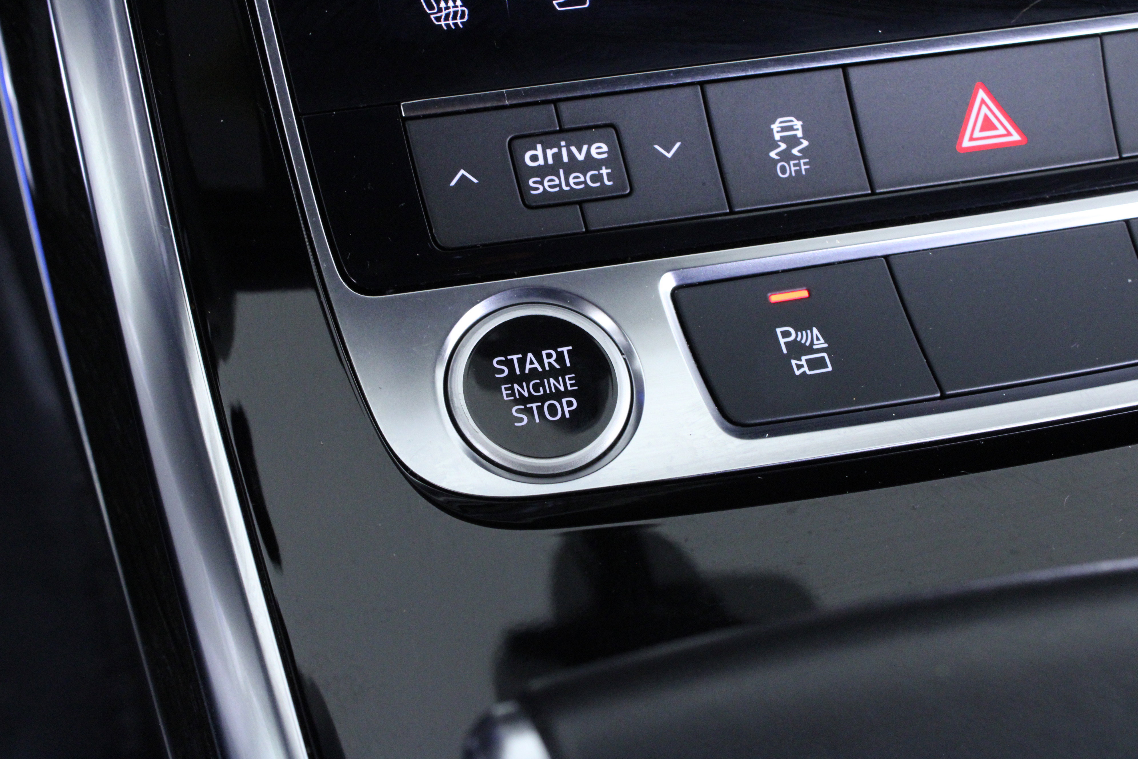 Used 2022 Audi Q7 2.0T Premium Plus w/ Premium Plus Package image 32