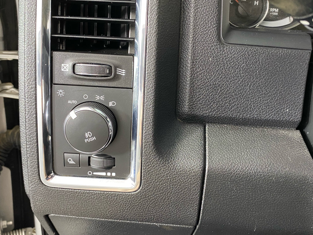 Used 2017 RAM 1500 Laramie w/ Convenience Group AWD/4WD image 23