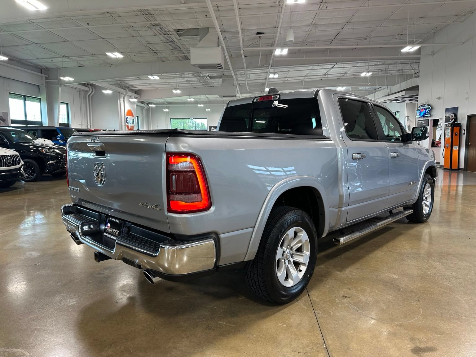 Used 2021 RAM 1500 Laramie AWD/4WD image 7