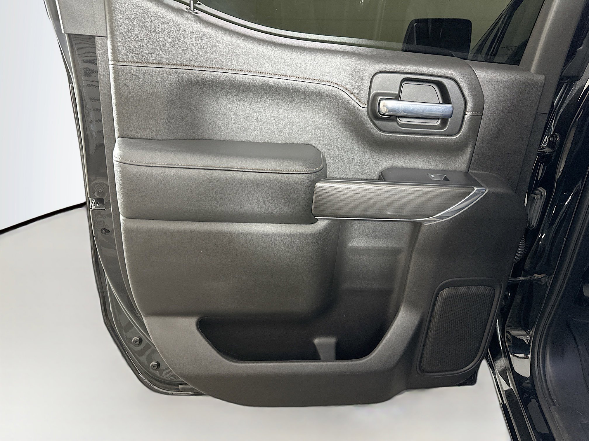 Used 2021 GMC Sierra 1500 AT4 image 24