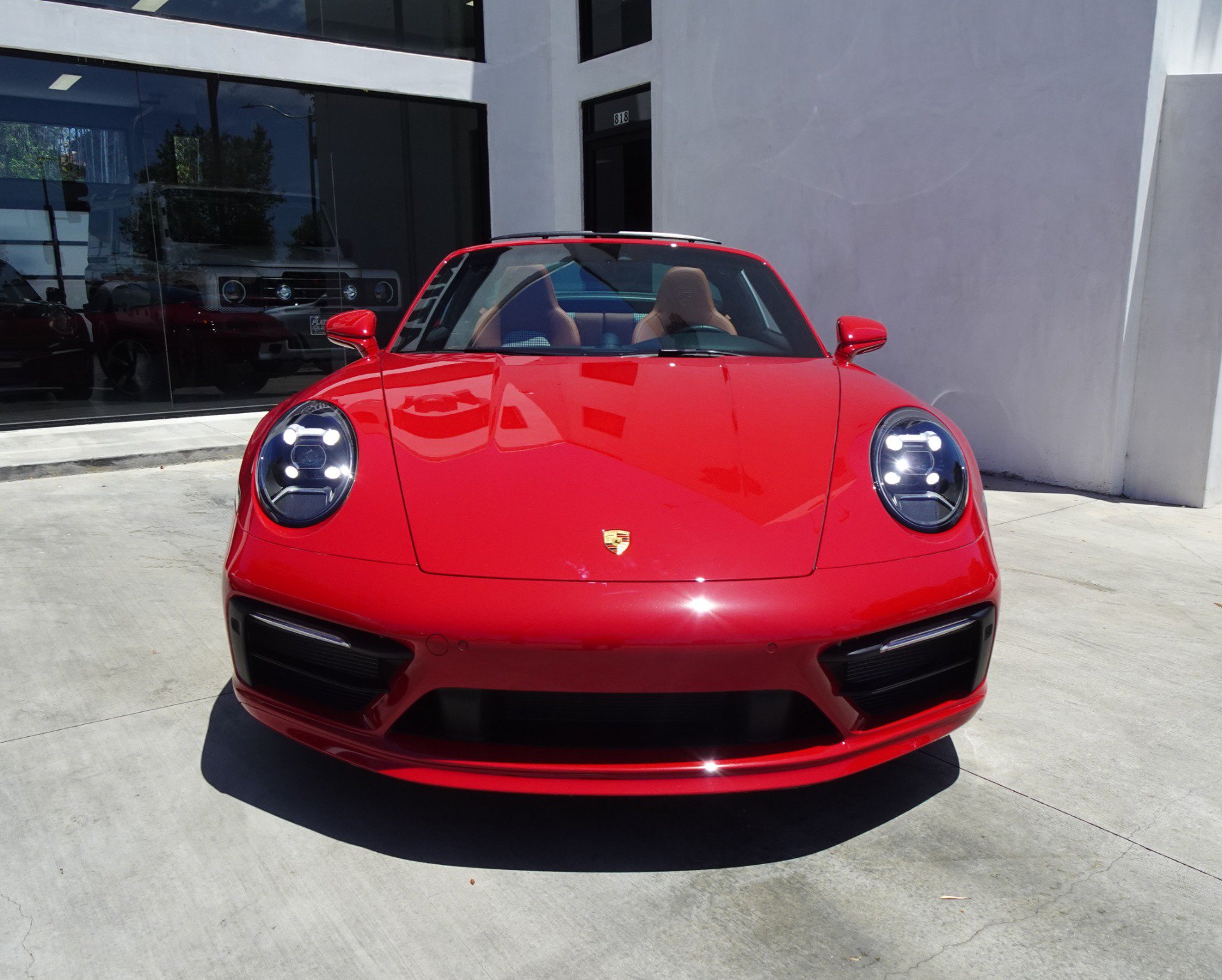 Used 2024 Porsche 911 Targa 4S AWD/4WD image 4