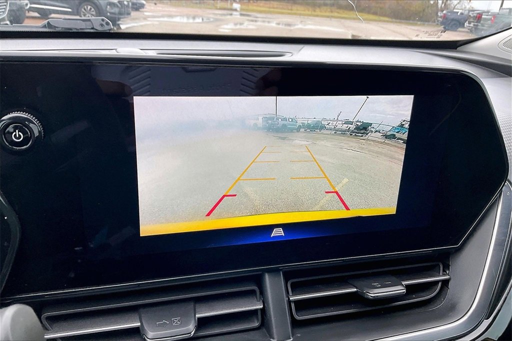 Used 2024 Chevrolet Trax ACTIV image 13