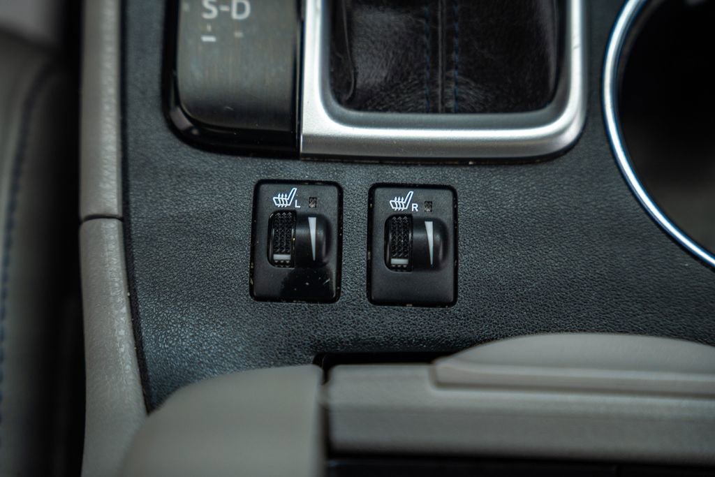 Used 2019 Toyota Highlander XLE AWD/4WD image 26