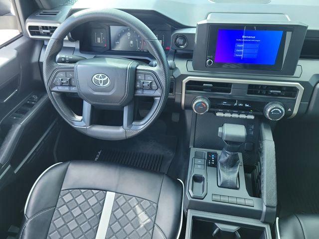 Used 2025 Toyota Tacoma SR image 13