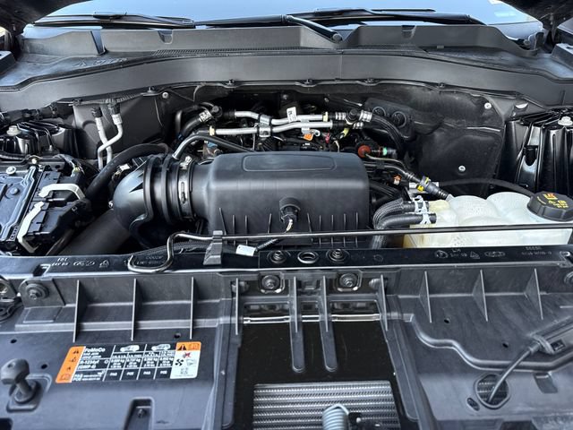 Used 2022 Ford Explorer XLT w/ Equipment Group 202A RWD image 21