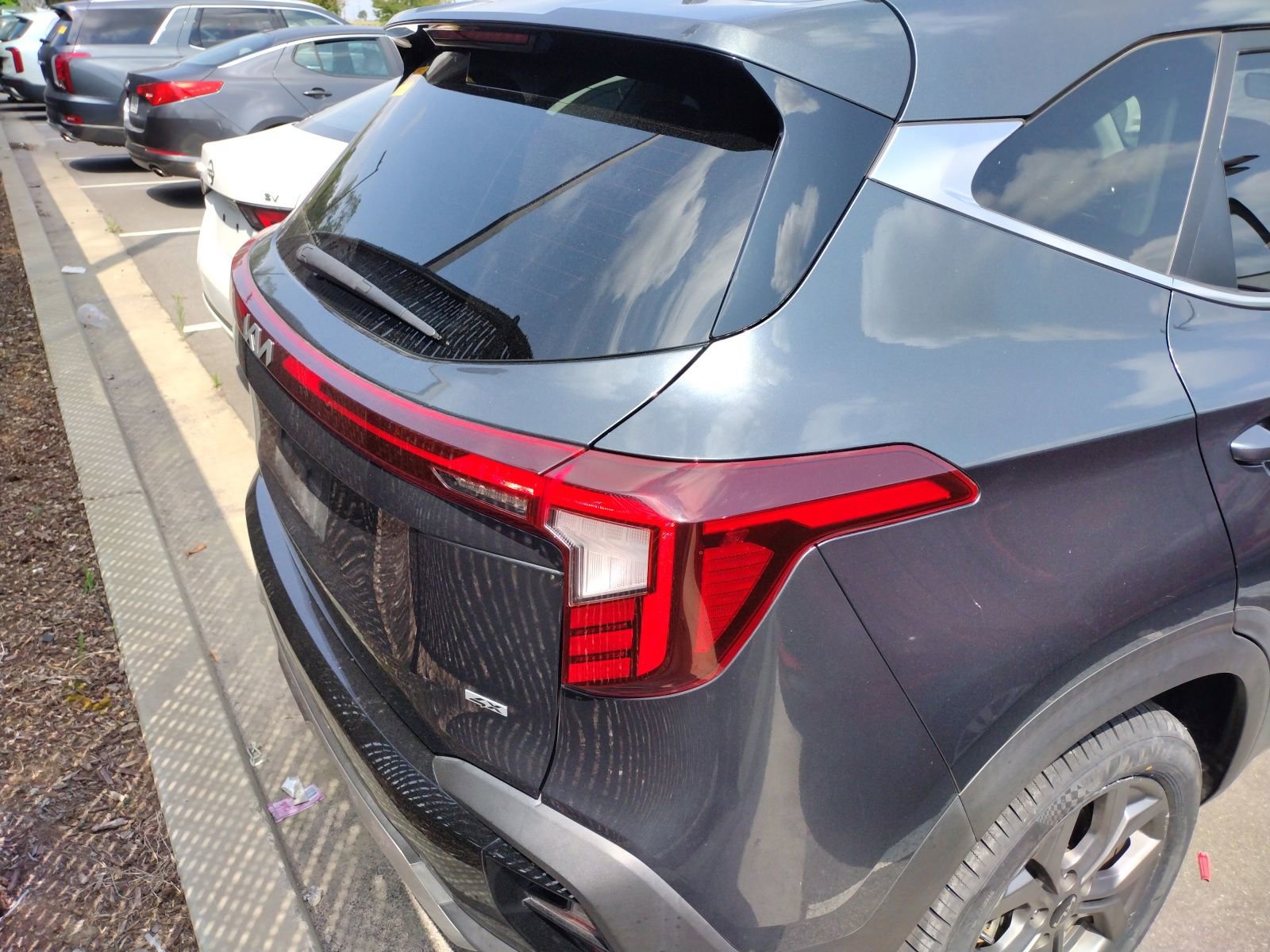 Used 2024 Kia Seltos S AWD/4WD image 5