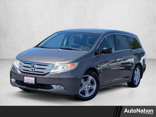 Used 2013 Honda Odyssey Touring image 1