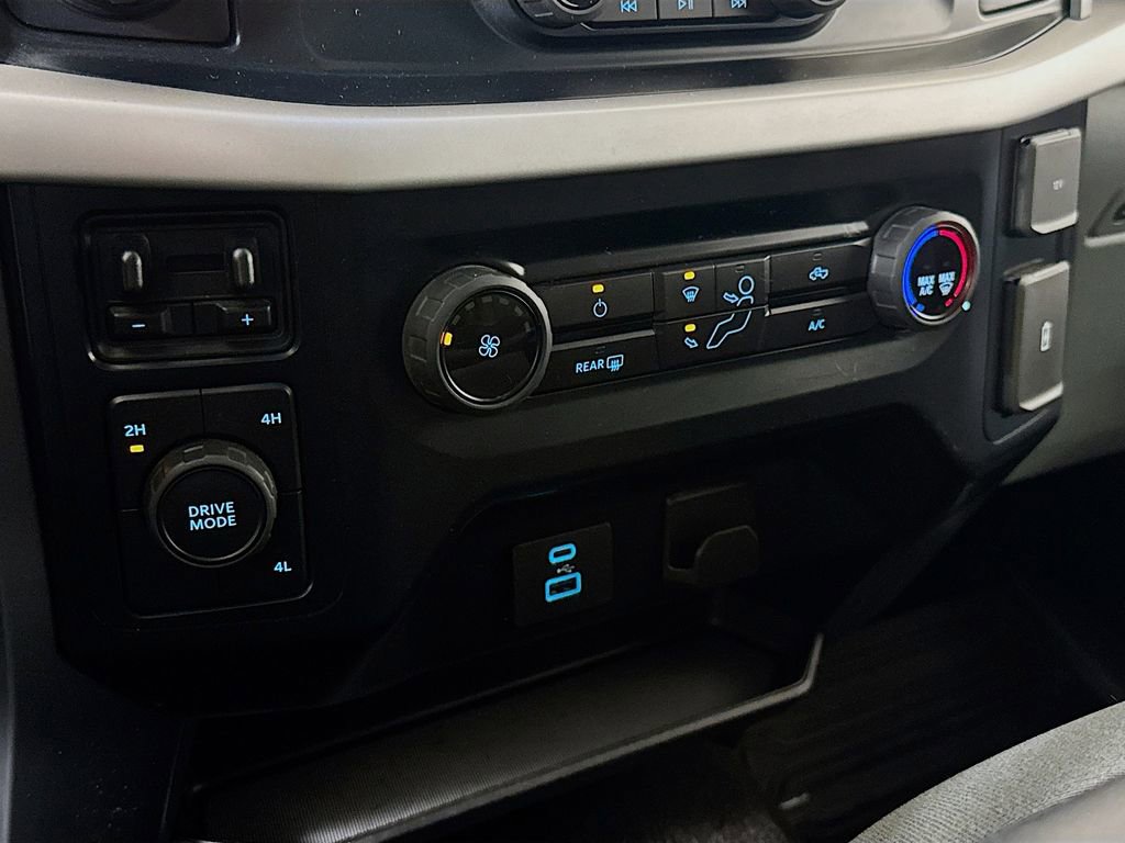 Used 2022 Ford F150 XLT w/ XTR Package image 18